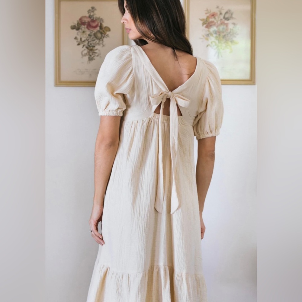 Baby yellow back tie dress